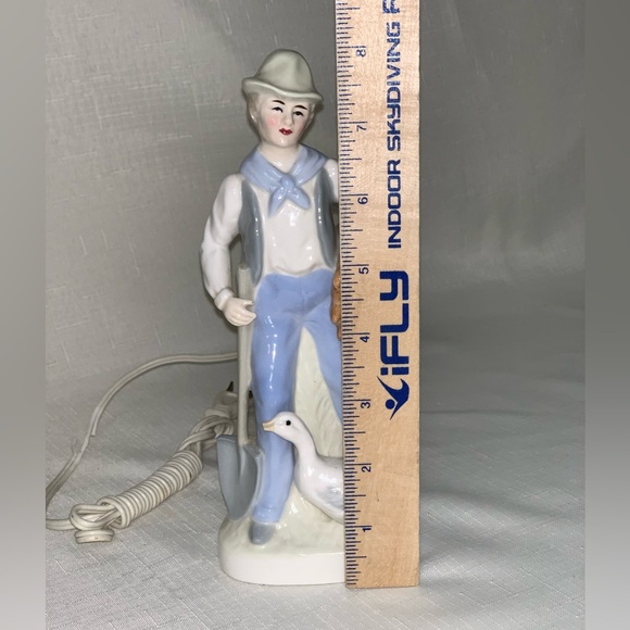 Vintage Japan Porcelain Underwriter Laboratories Portable Lamp Figurine Man Duck - Picture 8 of 12